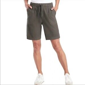 Athleta Farallon Bermuda Shorts Cypress Green